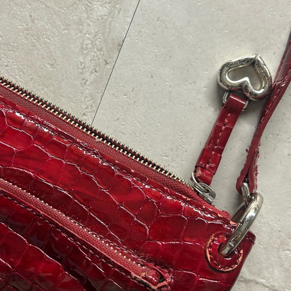 Brighton Crossbody Bag Red Croc Embossed Patent Leather Y2K Heart Charm Small - Picture 2 of 10
